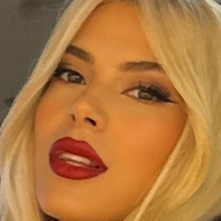 Marina Vjollca Meztelen