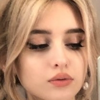 Maryana Moss Meztelen
