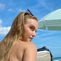 Michaela Buzgovicova Meztelen