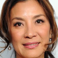 Michelle Yeoh Meztelen