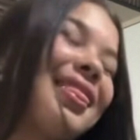 Millen Roch Meztelen