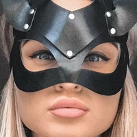 Minikittylina Meztelen