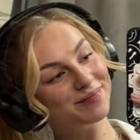 Miras.space Meztelen