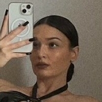 Miss Behave Meztelen