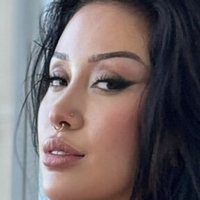 Mistress Max Meztelen