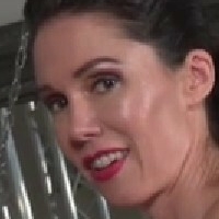 Mistress Susi Meztelen