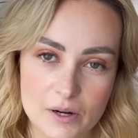Molly Burke Meztelen