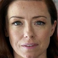 Molly Parker Meztelen