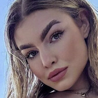 Nadine Kierspel Meztelen