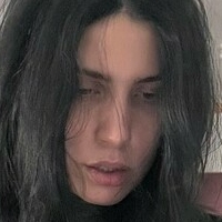 nadya Meztelen