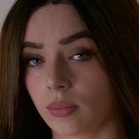Natálie Steinová Meztelen