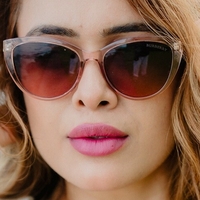 Nehhaa Malik Meztelen