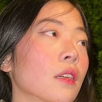 Nicole Hsing Meztelen