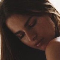 Nicole Naude Meztelen