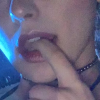 Nikki Eliot Meztelen