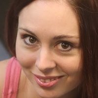Nikki Seven Meztelen