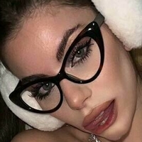niky_b Meztelen
