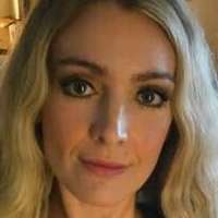 Nurse Brandi Meztelen