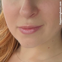 Olivia Fleur Meztelen