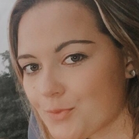 Olivia H Meztelen