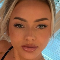 oliviatalar Meztelen