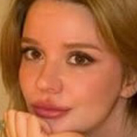 Oya Osmanağaoğlu Meztelen