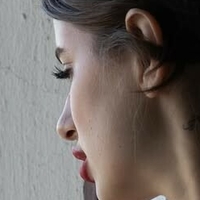 Paksyutkina Meztelen