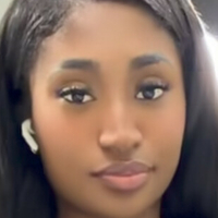 Parisbabyxo Meztelen