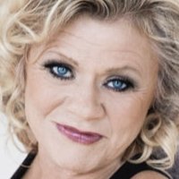 Pernille Højmark Meztelen