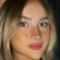 petitelunaxo Meztelen