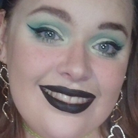 phoebegoth Meztelen