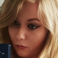 Purrluna Meztelen