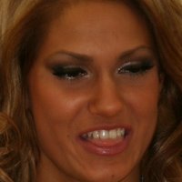 Reby Sky Meztelen