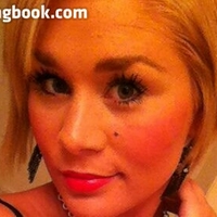 Retired Barista Calli Meztelen