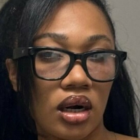 Reyin Jasmine Meztelen