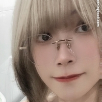 Riku_Maggiiie Meztelen