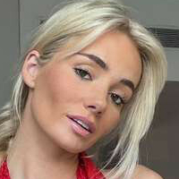 Rose Cassidy Meztelen