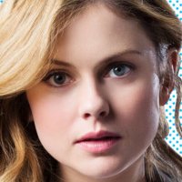 Rose McIver Meztelen