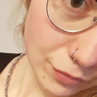rozinka Meztelen
