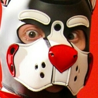 rubbershadow Meztelen