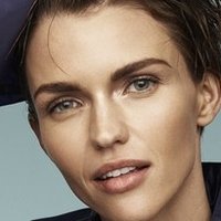 Ruby Rose Meztelen