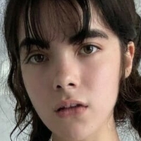 Salome Larrea Muñoz Meztelen