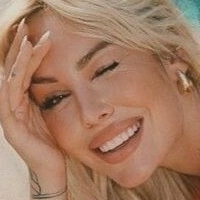 Samantha Abdul Meztelen