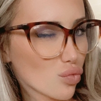 Samanthaauf Meztelen