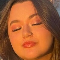 Sara M Meztelen