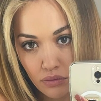 Sara Sieppi Meztelen