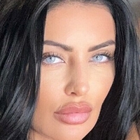 Scarlet Bouvier Meztelen