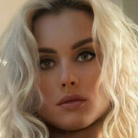 Scarlett Wild Meztelen
