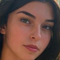 shairoash Meztelen