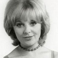 Sheila White Meztelen